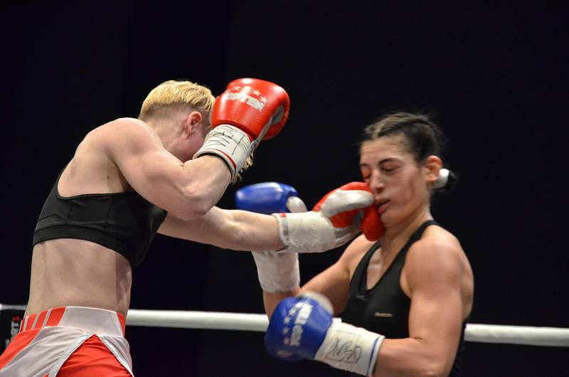 Boxerky Fabiana Bytyqi a Lucie Sedláčková získaly v Praze evropské pásy