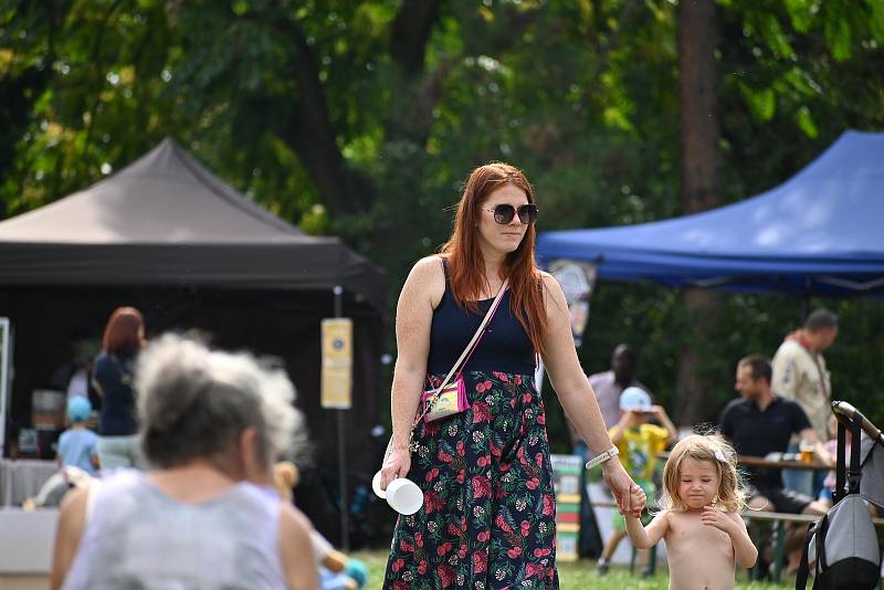 Devátý ročník festivalu Nádhera v sadech Vrchlického.