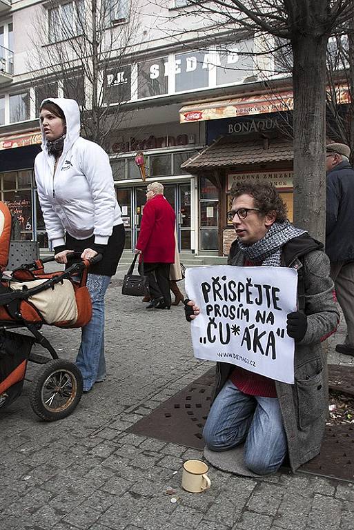 Známý ústecký herec Jiří Maryško shání peníze na pokrytí případných soudních výloh.