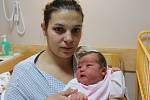 Viktorie Montoyaová se narodila v ústecké porodnici 14.12.2016 (13.25) Olze Montoyaové. Měřila 51 cm, vážila 3,86 kg.
