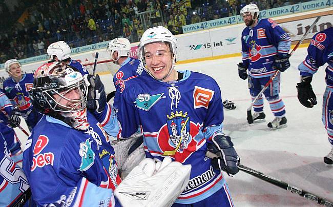 Ústečtí lvi zápas bohužel prohráli, vítězem Play off se stali hokejisté z Chomutova.