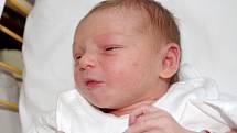 Eliška Petroušková se narodila v ústecké porodnici dne 25. 3. 2014 (1.27) mamince Janě Petrouškové, měřila 49 cm, vážila 2,81 kg.