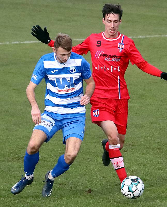 Fortuna Národní liga - Utkání mezi FK Ústí nad Labem (modrobílí)  a SK Líšeň (červení) skončilo bezbrankovou remízou.