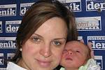 Lenka Kraucherová porodila v ústecké porodnici dne 31. 3. 2010 (7.44) syna Jana (50 cm, 3,2 kg).