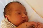 Maxio Belák se narodil v ústecké porodnici 3.7.2015 (19.52) mamince Sabině Belákové. Měřil 49 cm, vážil 3,02 kg.