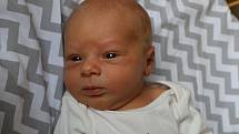 Ondřej Choutka se narodil Aleně Choutkové z Krupky 10. října ve 23.51 hod. Měřil 50 cm, vážil 2,93 kg