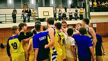 Basketbalové derby mezi Slunetou Ústí nad Labem a Děčínem v extralize žáků U14 skončilo vítězstvím domácích 76:60.