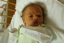 Filípek Koval se narodil Aleně Kovalové z Krupky 28. října v 4.20 hod. v ústecké porodnici. Měřil 50 cm a vážil 2,85 kg