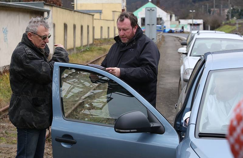 U zdymadel v ústeckém Vaňově zasahuje policie. Našli tam tělo utonulého muže