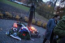 Ústí si připomene listopad 1989, pieta proběhne u pomníku v Městských sadech.