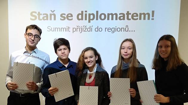 Žáci ZŠ Vojnovičova se stali diplomaty