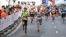 Rouškový 1/2Maraton Ústí nad Labem otevřel populární běžecký seriál.