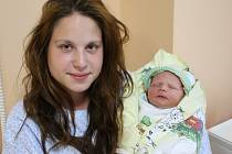 Nikolas Slavík se narodil  v ústecké porodnici 17.4.2017 (10.51) Monice Slavíkové.  Měřil 48 cm, vážil 3,03 kg.