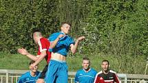 Fotbalisté Brné (červení) zvítězili v Jílovém 1:0. 