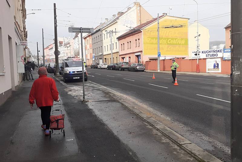 Tragická nehoda v Masarykově ulici v Ústí nad Labem, kde automobil srazil a usmrtil seniorku