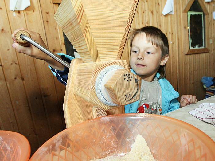 Díky nadšencům se na farmě v Ředhošti uskutečňují zábavná dopoledne pro děti, která umějí perfektně doplnit teoretickou výuku v mateřince a na základní škole