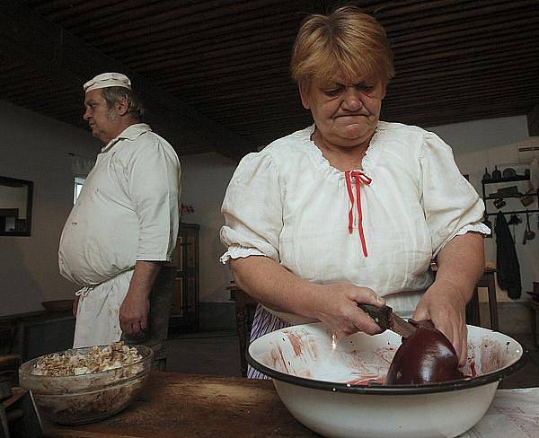 Staročeské vepřové hody v Zubrnicích.