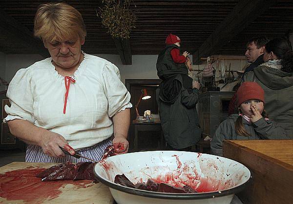 Staročeské vepřové hody v Zubrnicích.