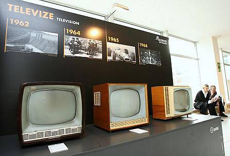 Muzeum spotřebičů v budově krajského úřadu. Ale nejen to. Zhlédnout mohli například dobové televizní záznamy a připomenout si tak čas, kdy tyto elektrospotřebiče vznikly.