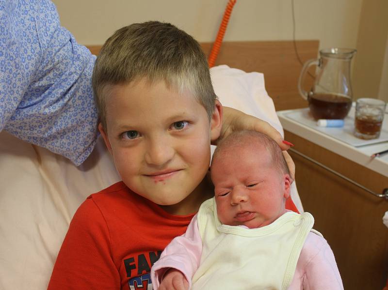 Miluše Fridrichová se narodila Lucii Brožové z Ústí nad Labem 14. srpna v 12.07 hod. v ústecké porodnici. Měřila 50 cm a vážila 3,37 kg.