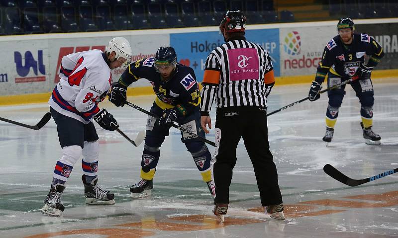 Hokej, přátelské utkání mezi Ústím a Děčínem 2019