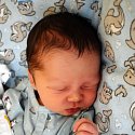 Robin Jochec se narodil 13. prosince v 10.18 hodin mamince Lence Jochec z Háje u Duchcova. Měřil 49 cm a vážil 3,18 kg.