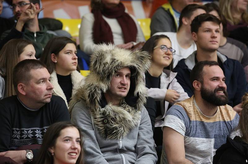 Basketbalové derby mezi Ústím nad Labem a Děčínem.