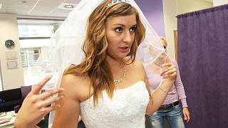 FOTOGALERIE: Svatební šaty? Sedla mi rybička - Ústecký deník