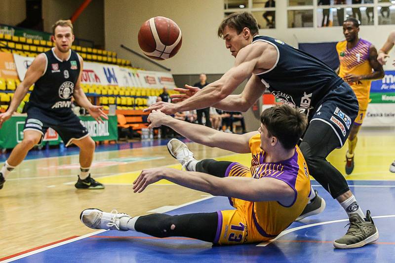 Basketbalové derby Sluneta Ústí nad Labem - Armex Děčín.