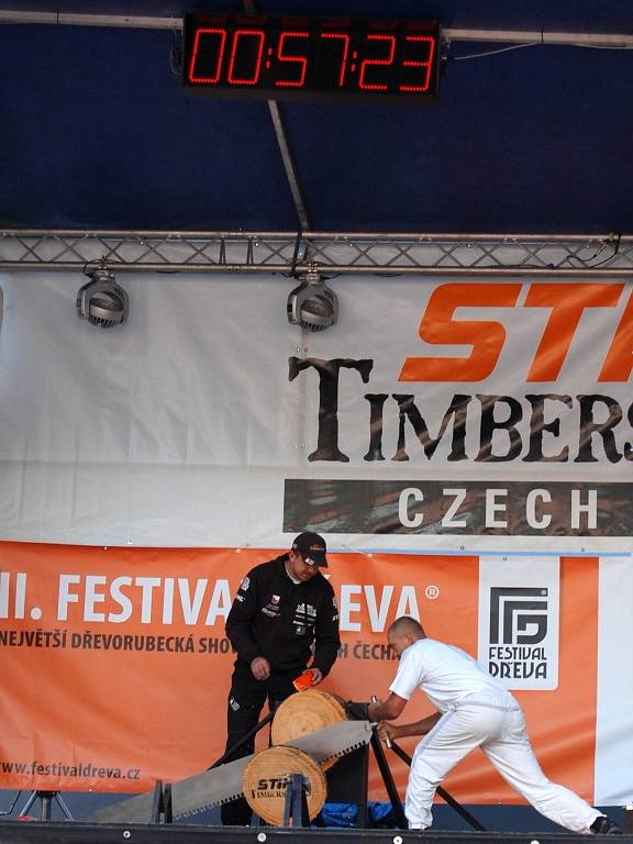 Pilu vyzkoušel i návštěvník festivalu, Petr z Ústí.