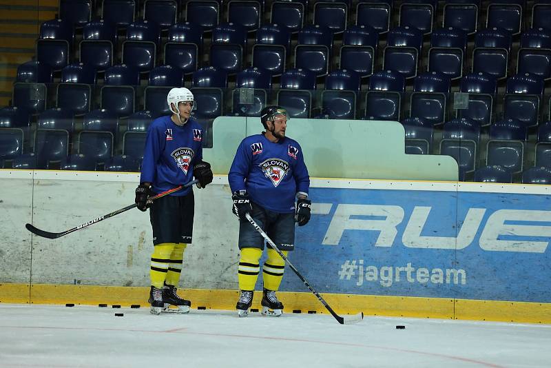 HC Slovan Ústí nad Labem, letní příprava 2022, první trénink na ledě