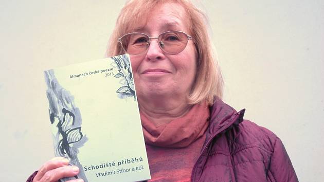 Věra Bartošková, osobitá a citlivá básnířka z Duchcova.
