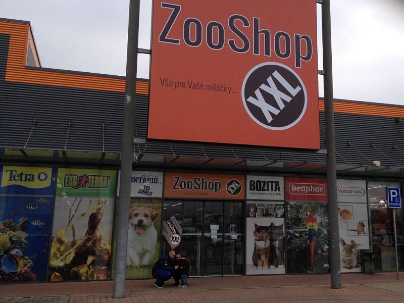 Největší zoo shop v Česku najdete v Trmicích.