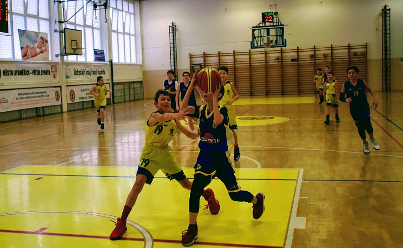 Basketbalisté Slunety Ústí n. L. v kategorii U13 vyhráli oba sobotní zápasy v Litoměřicích.