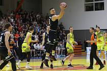 Basketbalové derby Ústí - Děčín zná termíny.