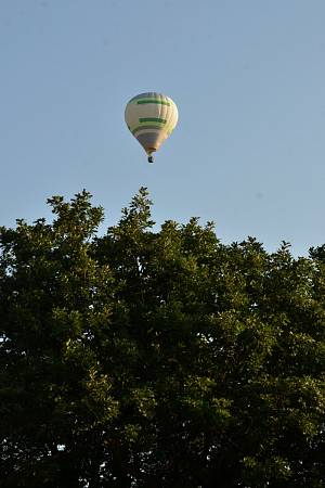 Fotogalerie: Horkovzdušný balon na nebi vidím raději než žlutý vrtulník -  Ústecký deník