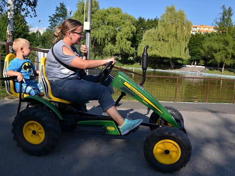 Šlapací auta u Laguny mají úspěch.