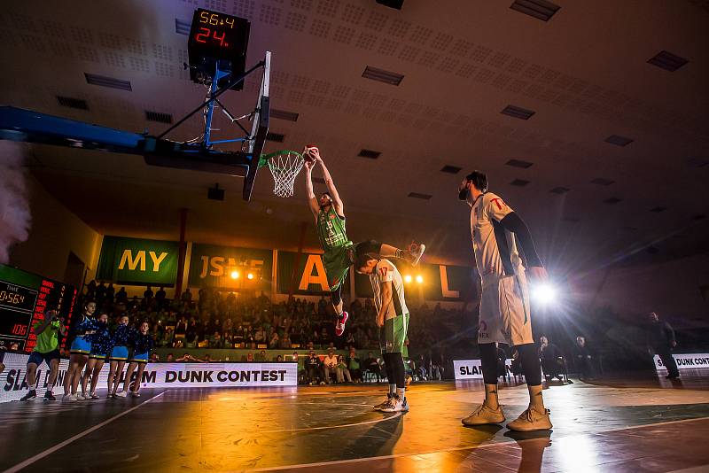 Ústí vidělo basketbalovou show jako v NBA