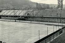 Tentokrát se podíváme na výstavbu zimního stadionu v Ústí nad Labem