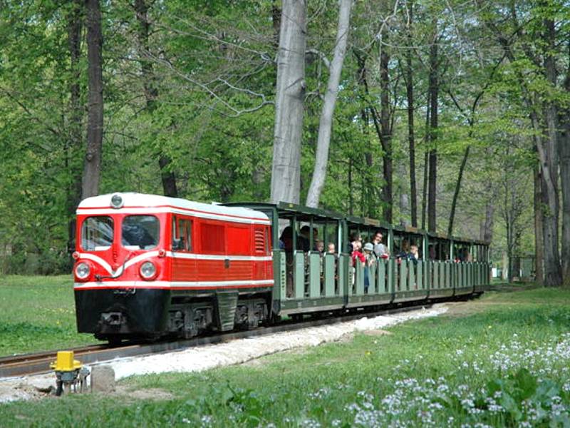 Originální malá parková železnice zahajuje 67. sezonu.