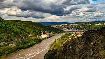 Hrad Střekov v Ústí nad Labem na jaře.