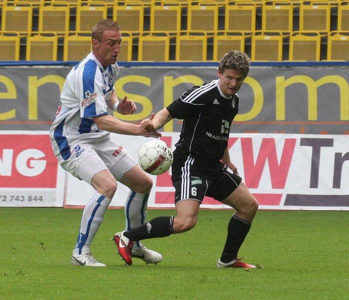 Ústečtí fotbalisté nezvládli klíčový duel s Hradcem Králové a prohráli 0:2.