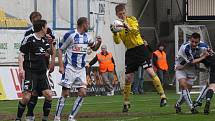 Ústečtí fotbalisté nezvládli klíčový duel s Hradcem Králové a prohráli 0:2.