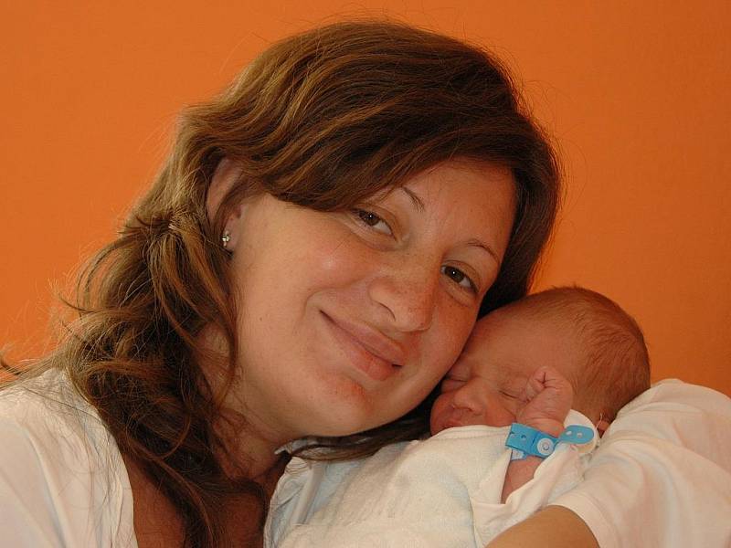 Zuzana Blažková,  porodila v ústecké porodnici dne 25. 9. 2011 (23.45) syna Daniela (50 cm, 3,16 kg). 