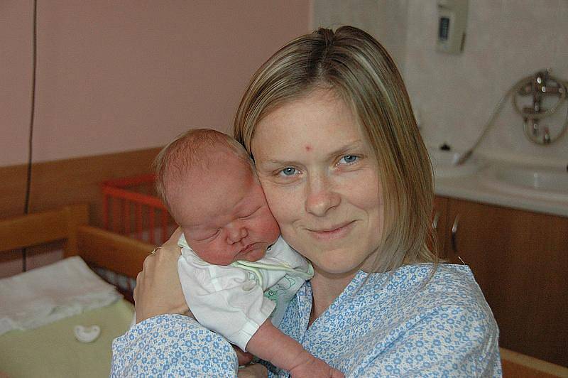 Jaroslava Bíróczi, porodila v ústecké porodnici dne 24. 5. 2011 (18.43) syna Daniela (51 cm, 4.03 kg).