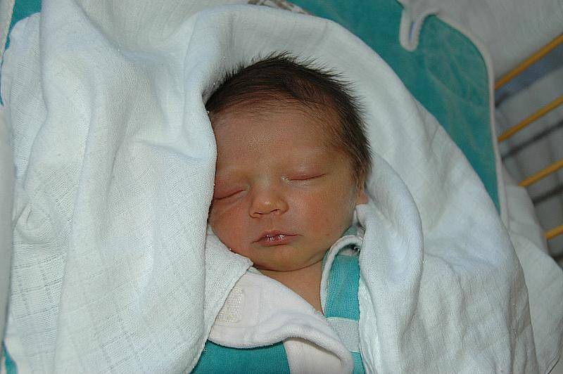 Alena Hergetová, porodila v ústecké porodnici dne 18. 5. 2011 (19.10) syna Sebastiana (50 cm, 3,65 kg).