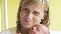 Leona Kubičková, porodila v jablonecké porodnici dne 23. 5. 2011 (0.01) syna Vaška (47 cm, 3,15 kg).