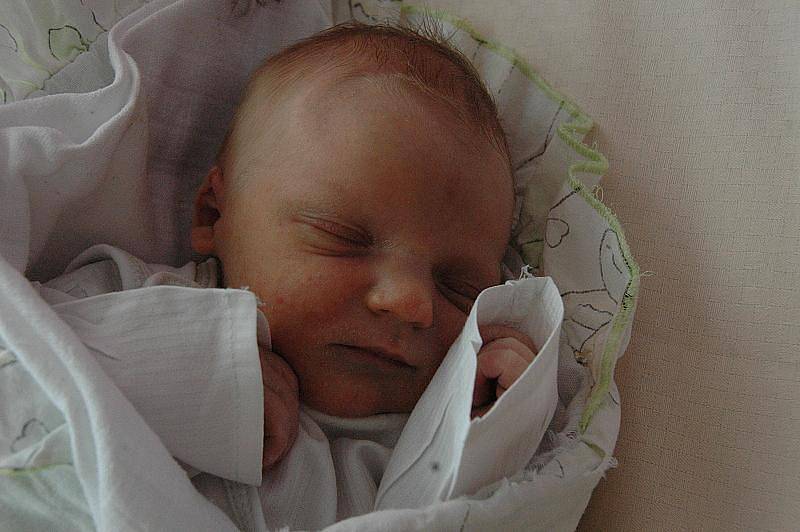 Magda Škvorová, porodila v ústecké porodnici dne 24. 5. 2011 (16.55) syna Vojtěcha (51 cm, 3,71 kg).