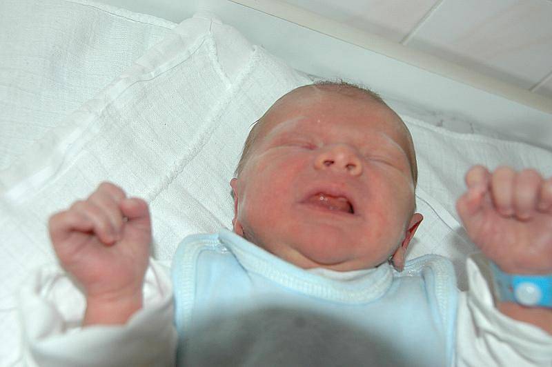Helena Urbanová, porodila v ústecké porodnici dne 23. 5. 2011 (23.00) syna Eliáše (49 cm, 3,17 kg).