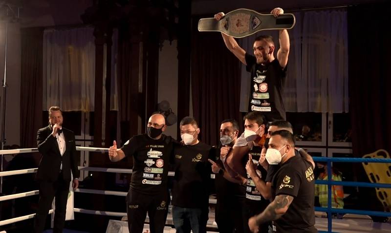 Erik Agateljan vybojoval na Save Boxing v Ústí nad Labem titul mistra ČR v superlehké váze.